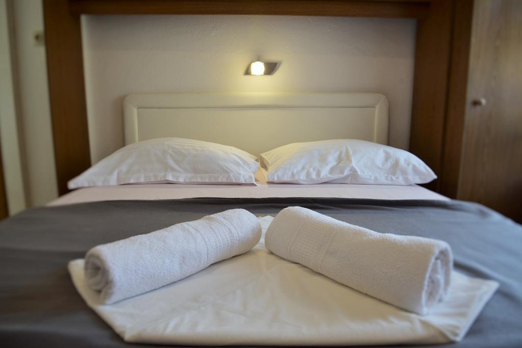 Apartments Dumencic Rab Mundanije エクステリア 写真