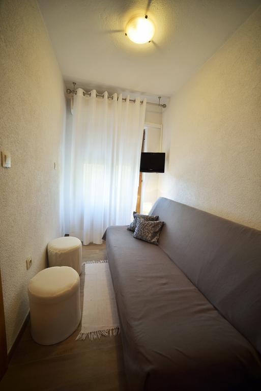 Apartments Dumencic Rab Mundanije エクステリア 写真