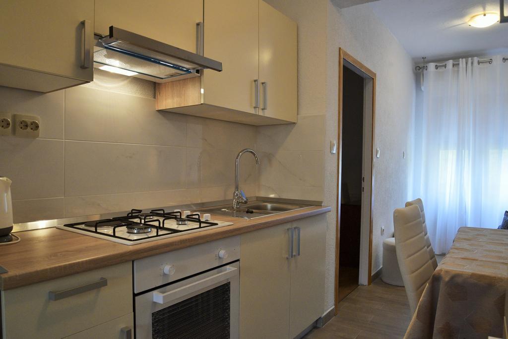 Apartments Dumencic Rab Mundanije エクステリア 写真
